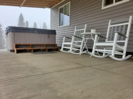 Private Home on Hatcher Pass