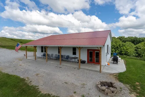 Comfort & Rest @Riley Farms, ❤ of the Bluegrass- 12 mins from Ark, w/Hot Tub