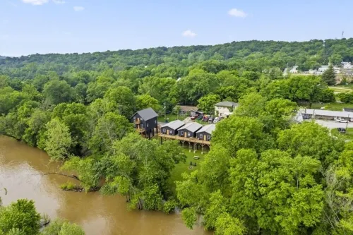 Riverfront Cabin Retreat - Cabin #2 of 5 - Sleeps 4