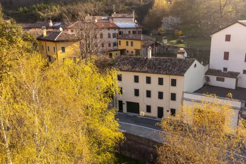 AT WOLF HOUSE, ELEGANT PANORAMIC HOUSE Hotels in Cison di Valmarino