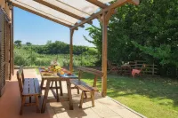 CASAMORENA The luxury of silence: swimming pool, relaxation, nature, privacy Hotel a Montegabbione