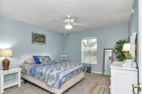 Your home away from home! Pet friendly & 5 minutes from WEC. Hotels near Adena Golf and Country Club