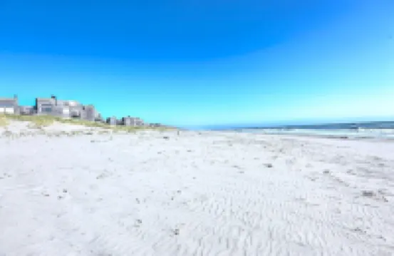Beach Condo, 3 Bedrooms/2 Bath, Sleeps 9 Private Corner Patio Views of Dunes
