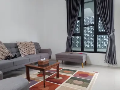 Unit Plumeria by Pekalongan Homestay Hotel dekat Taman Binagriya
