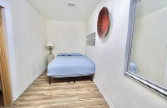 Cozy 2 bedroom apartment in terrific El Paso with WiFi, AC, entire unit