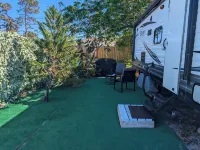 RV/camper in terrific Via Madonna property Hoteles en Englewood