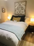 Cute And Cozy Jacksonville Crepe Myrtle Cottage New Build Romantic Getaway Vacay