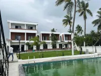 Trigon Retreat - Pools