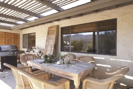 Mt. View Retreat/Near Joshua Tree & Pappy's Отели рядом с достопримечательностью «Юкка Вэлли Элементари Скул»