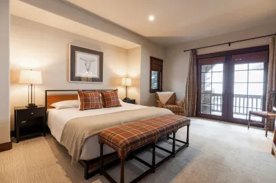Luxurious Ski-in Ski-out Home in Arrowhead community
