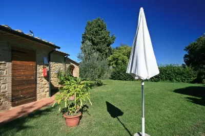 Cozy pet friendly private pool cottage in Tuscany Hotels near San Giovanni Battista a Morba