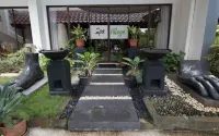 Crown Vista Hotel