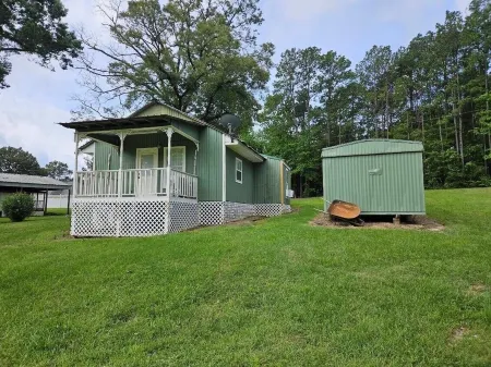Toledo Bend Cabin-Mid-Lake-5 Miles from Town--Entire Cabin in Many, La Отели в г. Сабин Пэриш