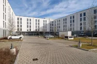 Ramada Encore by Wyndham Munich Messe - Bãi đậu xe