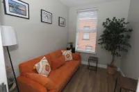 14 Chamberlain Street, Derry: Epic Location