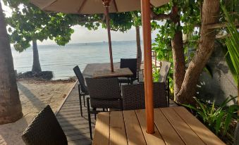 Comfy Cool Breeze by eMzaz