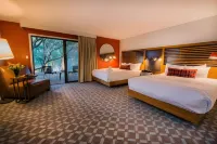 Chaminade Resort & Spa Hotels near Om Gallery