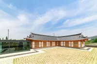 Gyeongju Wonhwaru Gyeongju Najeong Well周辺のホテル