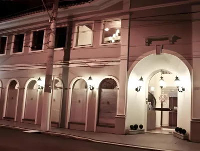 Hotel Colonial Plaza Hotels in Salto