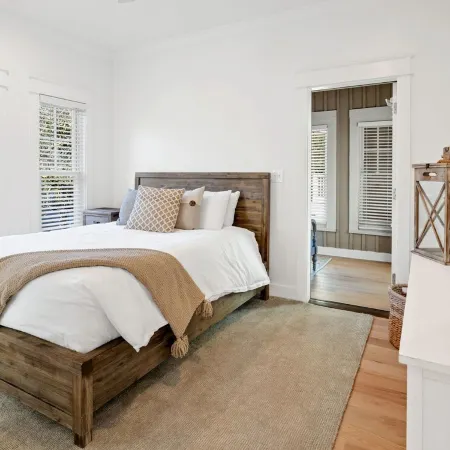 Rosemary Beach House:Newly Renovated 4 Bed, 3.5 Bath, Pets Allowed, Big Backyard