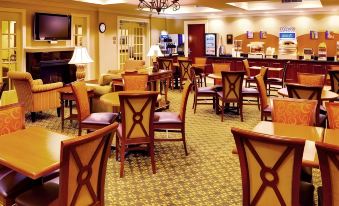 Holiday Inn Express & Suites Jackson - Flowood