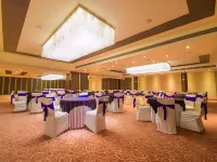 Crescent Spa and Resorts Indore Hotels in Gokanya