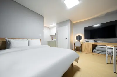 Buan Chaeseokgang Beach Hotel
