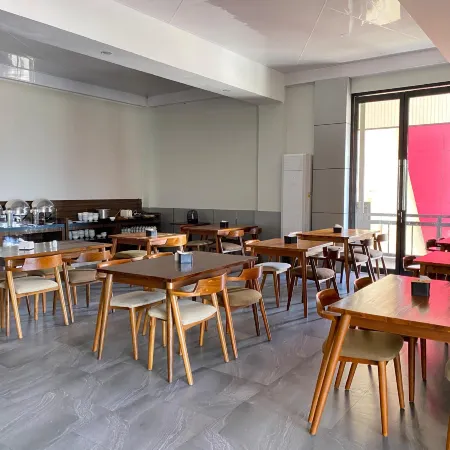 Wilo Hotel Bengkulu Отели в г. Бенгкулу