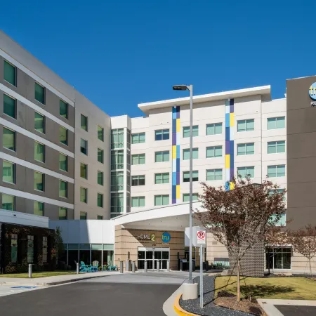 Tru by Hilton Atlanta Airport College Park