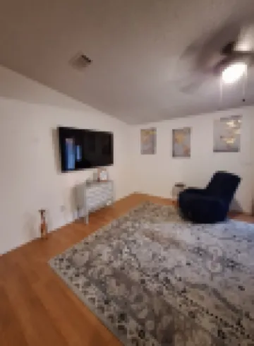 Charming 2-bedroom house in The Villages near Spanish Springs.