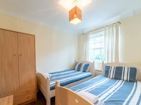 Porthilly Отели рядом с достопримечательностью «Heligan Caravan and Camping Park»