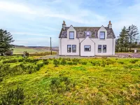 Carbost Cottage Hotels near SKYEWORKS GALLERY