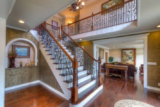 7,000 Sqft At 'The Columns' Estate In South Tulsa