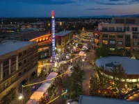 Group Getaway in Denver- 5 Bedrooms - Bright & Spacious