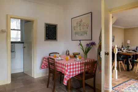 A spacious and comfortable cottage