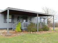 Deer Cabin at Mountain View Retreat Hotels in Latimer County