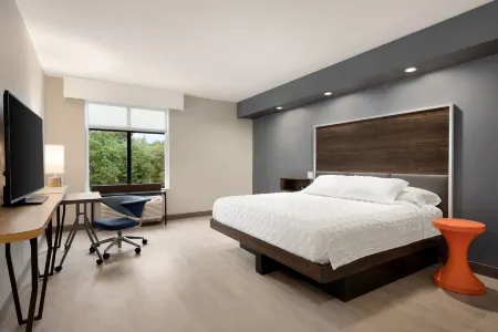 Tru by Hilton Albany Crossgates Mall