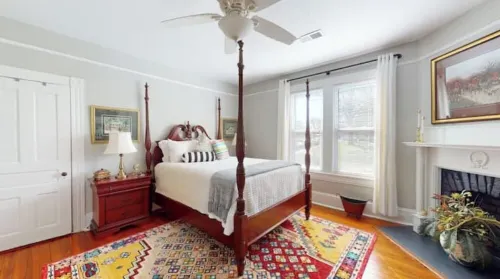 Cozy Home Centrally Located + Great Amenities