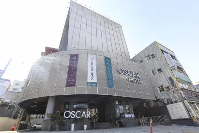 Hotel Oscar