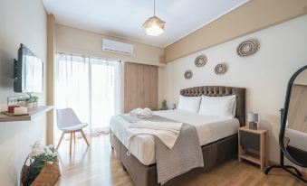 Stylish City Apartment by CloudKeys