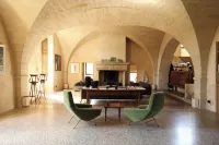 Prieuré Saint-Nicolas - les Maisons فنادق في Arpaillargues-et-Aureillac