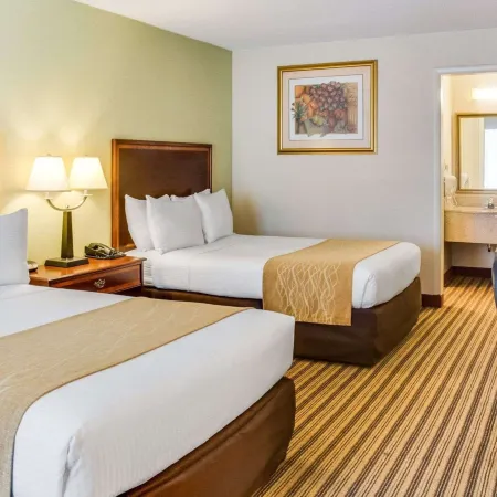 Clarion Inn