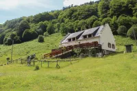 Le Refuge de l'Isard Hotels in Gerde