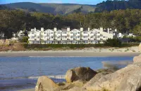Beach House Half Moon Bay Hotels in Moss Beach