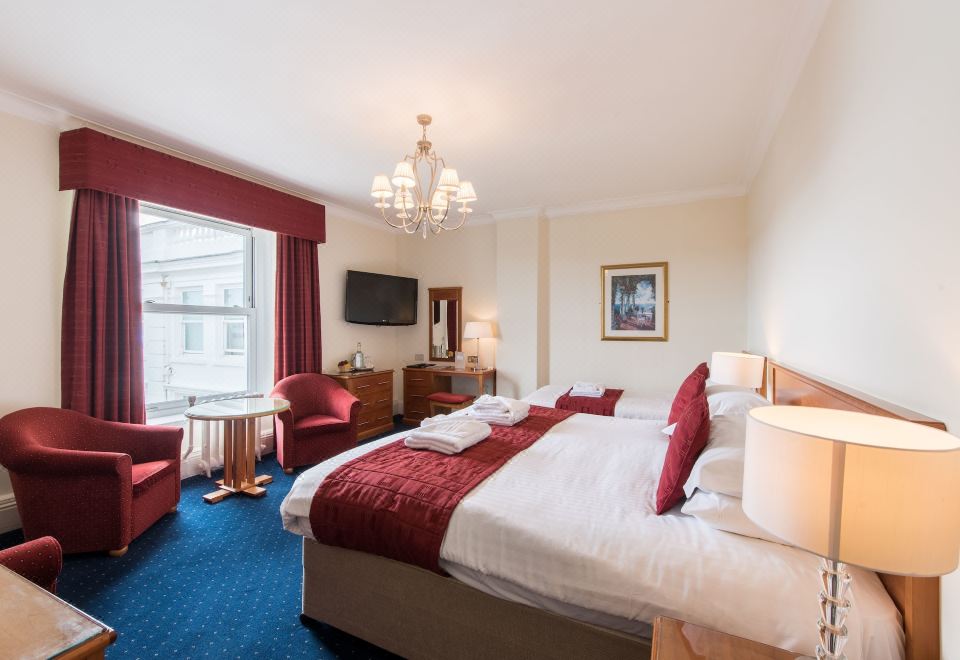 The Palace Hotel - Housity