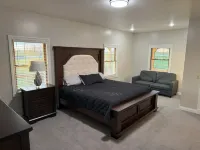 Heritage Homestead Inn Hotels in Van Buren Township