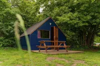 Bell Tent Glamping at Royal Victoria Country Park Hotels near The Ageas Bowl