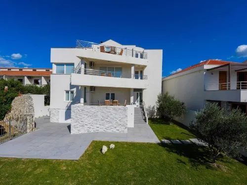 Villa in Nin with Stunning Sea Views Hotels in Nin