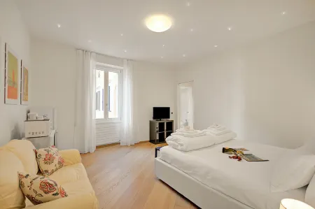 Les Suites di Sara 3 Отели в г. Рива-дель-Гарда