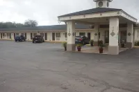 Executive Inn Pearsall - Motels
